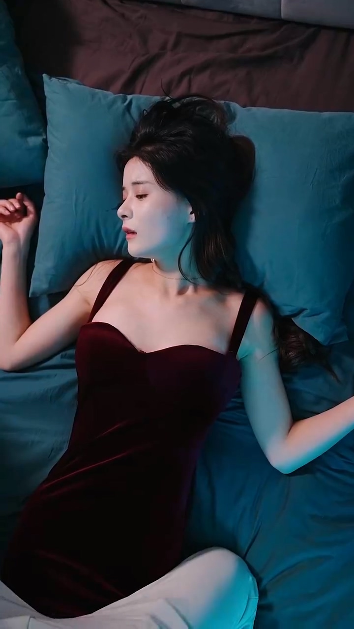 夫人全球都在等你离婚第03集